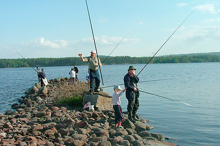 Kilpailu meneill��n